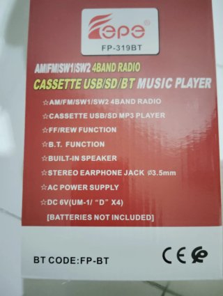 Radio Cassette MP3 USB Bluetooth Pilas/Luz
