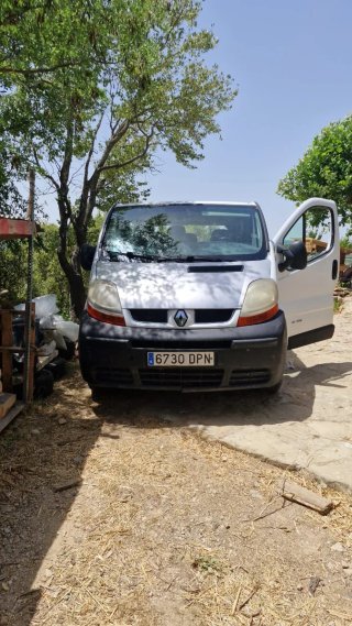 Renault traffic  2005