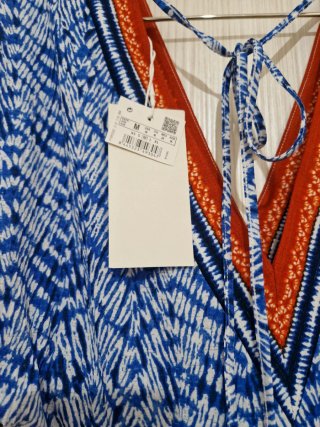 Vestido midi estampado azul y naranja