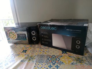 Microondas cecotec ProClean 3140, seminuevo