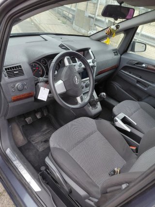 opel zafira opel 2009