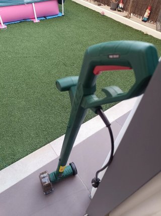Cepillo eléctrico limpia juntas