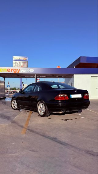 Mercedes-Benz  CLK 2000