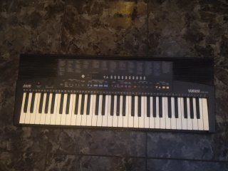 Teclado yamaha PSR-210