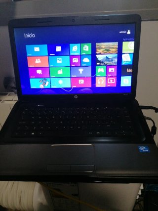 Ordenador portátil HP 650 (Batería defectuosa)