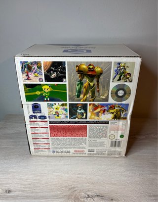 Nintendo GameCube DOL-001 Viola
