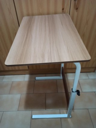 Mesa auxiliar madera