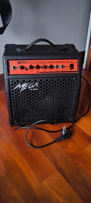 Amplificador Guitarra Mega SL20 15W