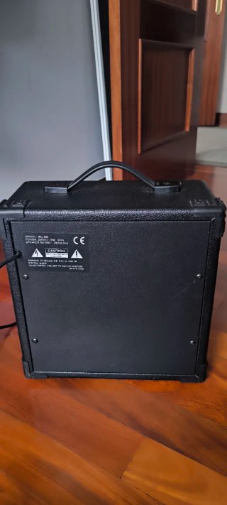 Amplificador Guitarra Mega SL20 15W