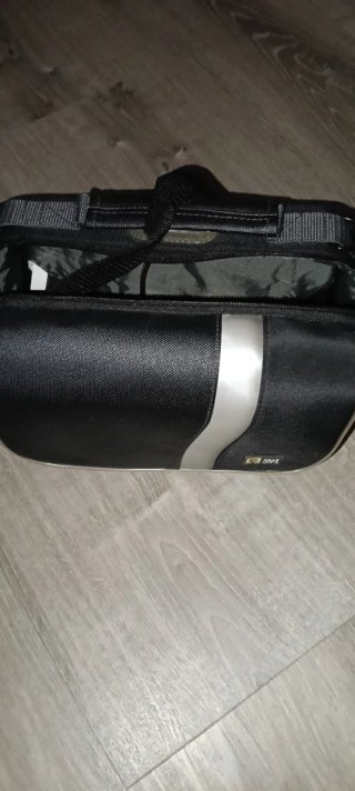 DVD doble portátil para coche. Marca Lenco