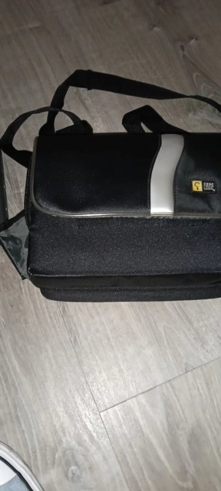 DVD doble portátil para coche. Marca Lenco