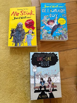 3 libros en ingles - lectura juvenil