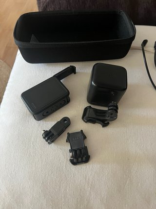 GoPro Hero 9 + Accesorios + tarjeta de memoria.
