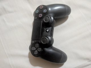 PS4 Slim 1TB + FC26 + Hogwarts Legacy