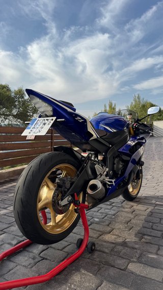 Yamaha R6R 2009