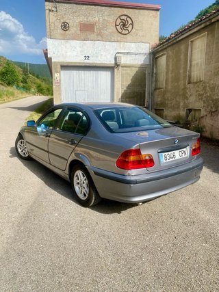 BMW E46 2003