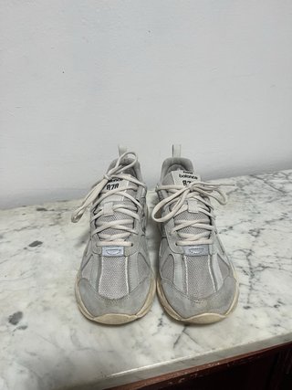 New Balance Beige/Gris Zapatillas Deportivas