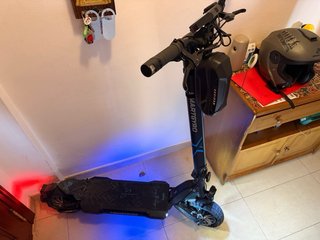 Patinete Eléctrico con placa de la DGT Y MATRICULA