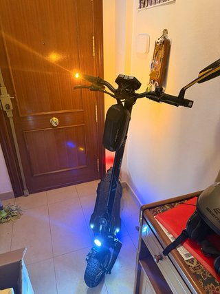 Patinete Eléctrico con placa de la DGT Y MATRICULA