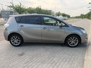 Toyota Verso 5 plazas 2014 diesel