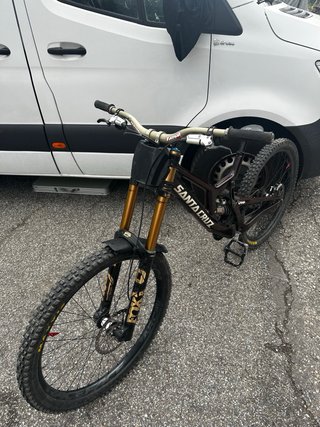 SANTA CRUZ V10