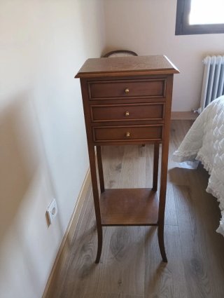 Consola de madera