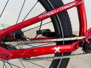 Bicicleta Street Trial Rossa Clean Street ST1