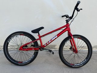 Bicicleta Street Trial Rossa Clean Street ST1