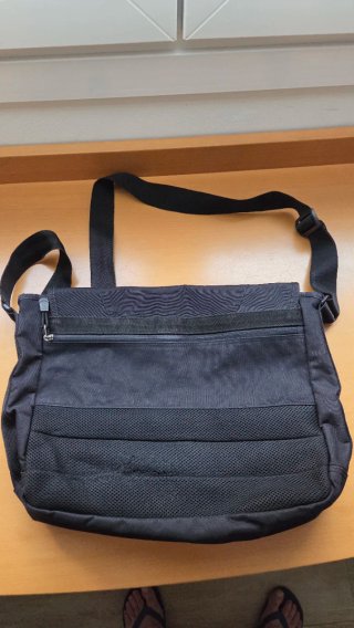 Mochila Reebok Negra y Roja