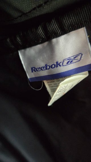 Mochila Reebok Negra y Roja