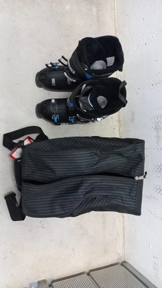 Sci Salomon SX con attacchi e bastoncini