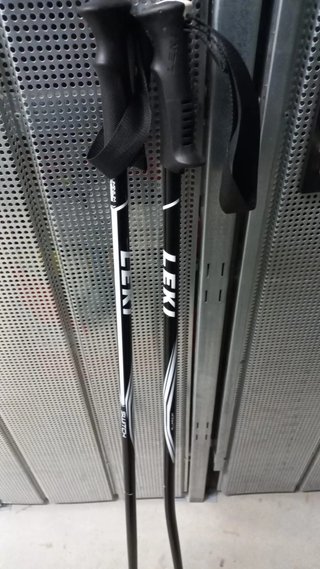Sci Salomon SX con attacchi e bastoncini