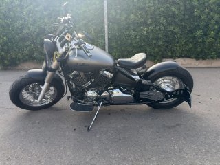 Yamaha Dragstar 650 Bobber Negra