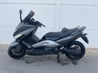 Yamaha TMAX 500 Maxi Scooter Negra/Gris