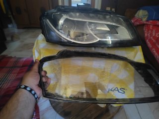 Faros Audi A3 Hella 1EL 009 648-39