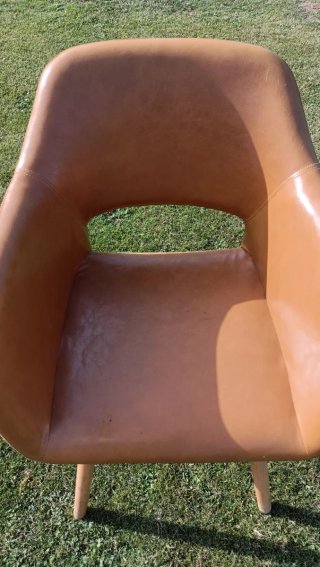 Juego de 2 sillas polipiel marrón y vainilla