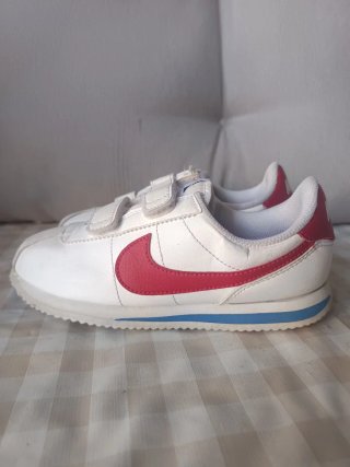 Nike Cortez SL Blancas con Rojo talla 34