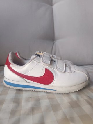 Nike Cortez SL Blancas con Rojo talla 34