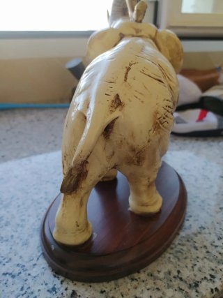Elefante Decorativo Base Madera