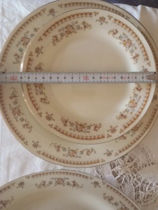 Set 4 platos postre 19cm y 2 para presentar 27cm
