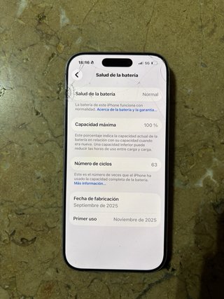 iPhone 17 Morado