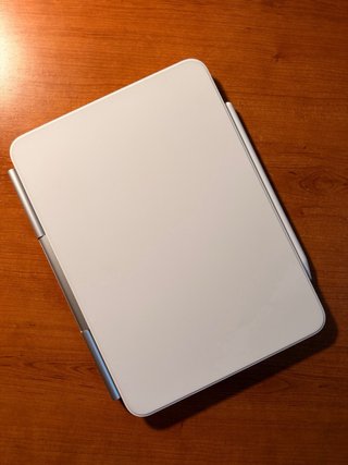 iPad Pro 11 + Magic Keyboard + Pencil Pro