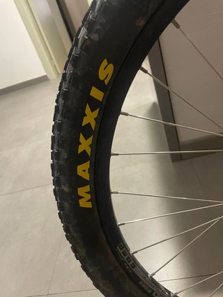 Bicicleta doble suspensión