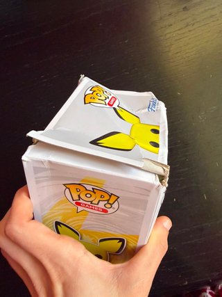 Funko Pop! Pokémon Pichu (oreja rota)