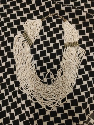 Collana multistrato perle bianche