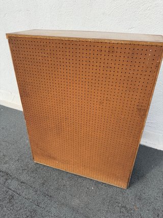 Antiguo zapatero vintage de madera