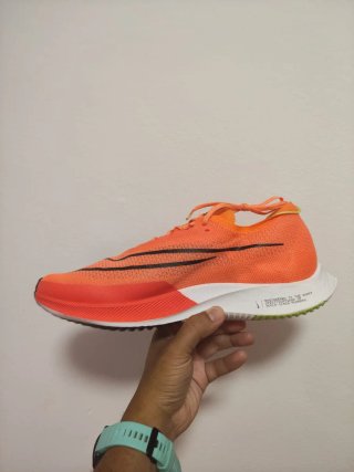 T44,5 Nike ZoomX Streakfly  Naranja