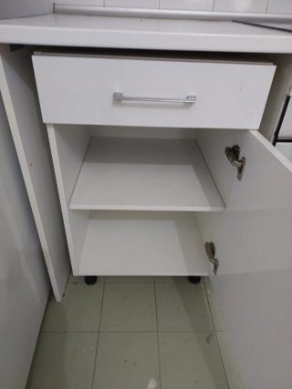 Armario de cocina blanco