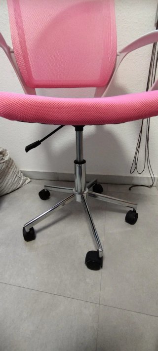 Silla de escritorio rosa y blanca