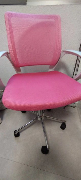 Silla de escritorio rosa y blanca